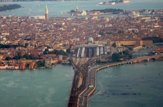 Flying into Venice, you can see the causeway which is the only vehicular access to Venice.