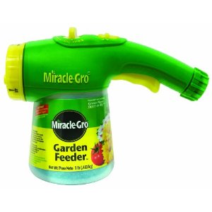 Miracle-Gro 100410 Lawn and Garden Feeder 