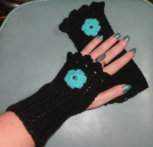 Fingerless gloves appeal to people of any age or style. 