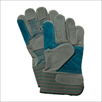 Heavy gloves (or) mittens
