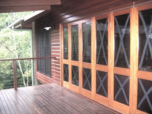 Windows taped in readiness for Cyclone Anthony