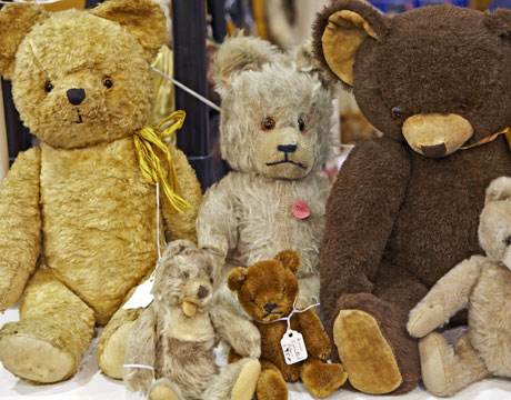Vintagee Bears...image from "Country Living"