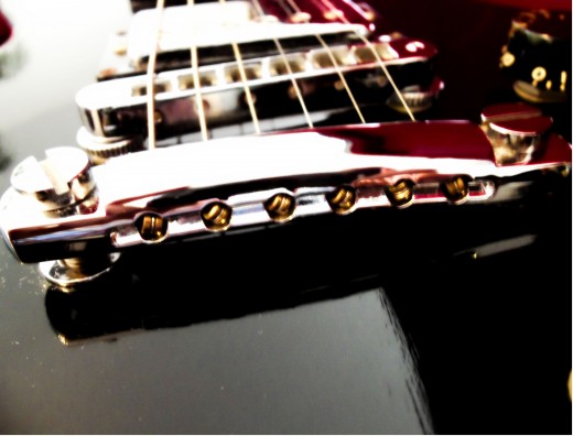 - String Entry Points On Tailpiece -