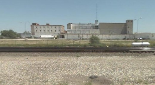 This plant was built by Cudahy originally. It nearly borders the livestock exchange grounds in Wichita. Theis took it over from Cudahay, and then it became an Ohse facility. Currently, it manufactures pet treats and iillustrates the older design.
