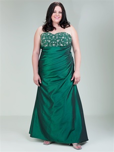 Aurora Plus Size Prom Dress 11011 Priced at $258 at cinderellagowns.com Photo credit: cinderellagowns.com