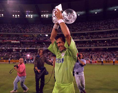 http://www.cricketworldcup2011live.com/wp-content/uploads/2010/12/1992_world_cup_cricekt.jpg