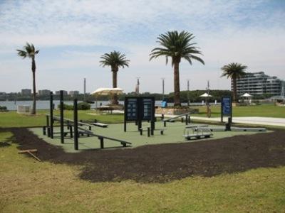 A great outdoor set up in Homebush Bay, Australia (Sydney) and perfect for a suspension trainer.