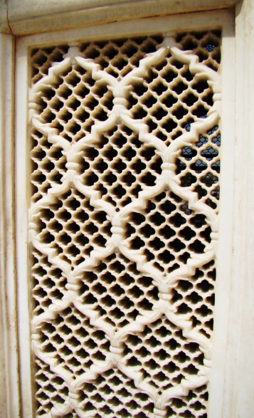 Lattice work in marble