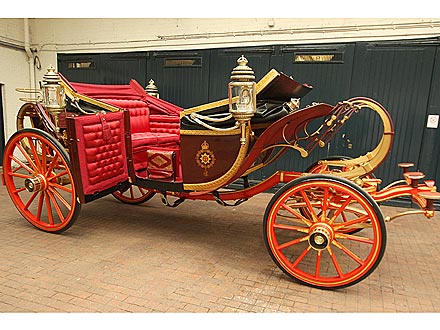 Built for King Eward VII in 1902, the Newlyweds, Prince William (Duke of Cambridge and Duchess Catherine rode to Buckingham Palace in this carriage after the wedding