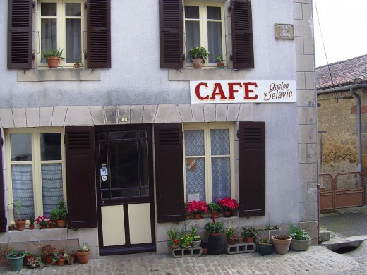Cafe Gaston Delavie, Rochechouart