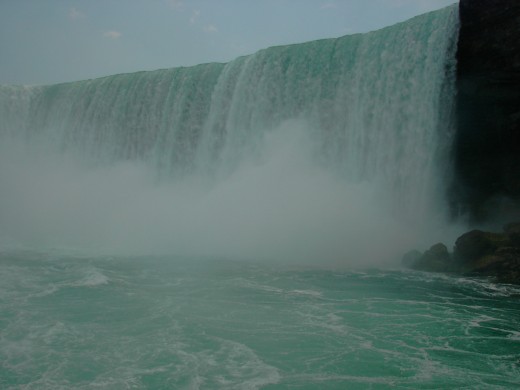 Made of the Mist, a half hour tour with a birdseye view of the American and Canadian Horse Falls