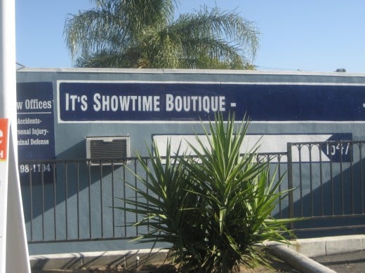 My former boutique, (IT'S SHOWTIME)