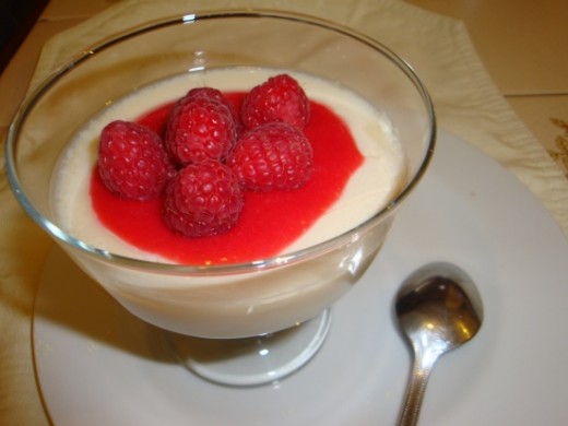 Soy milk pannacotta with raspberry coulis 