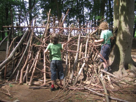 Den building - good, old fashioned fun in the fresh air