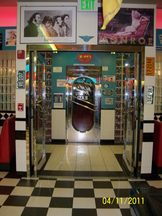 Open the door to a new experience... Try Gunther Toody's today!