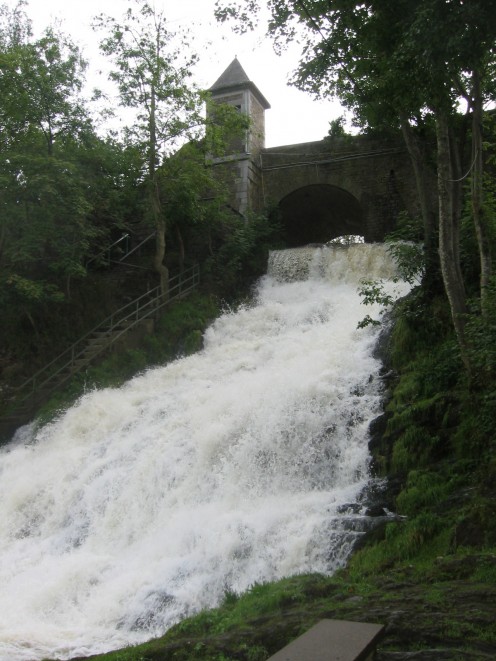 Secondary waterfall at Coo
