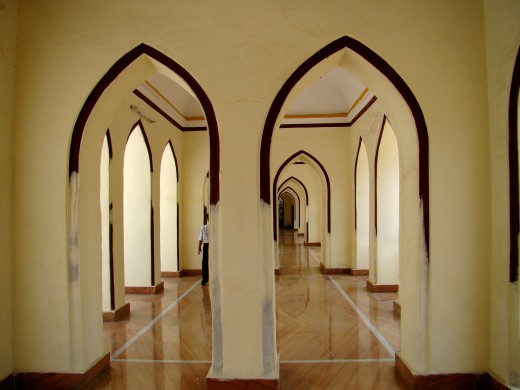 Arched corridor at Shah Najaf Imam Bargah
