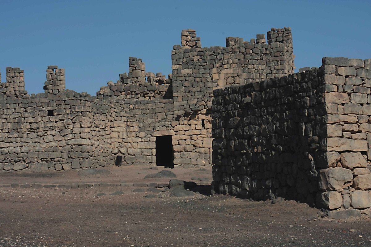 The courtyard of Qasr al-Azraq, including a small mosque on the right. Although most of the fort is medieval in age, this mosque may date from the much older Umayyad period