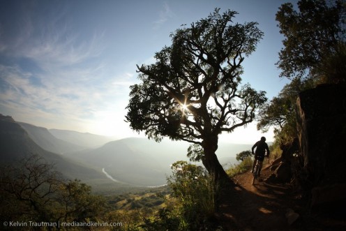 The Umkomaas Valley in the morning light. The Umkomaas Valley in the morning light.