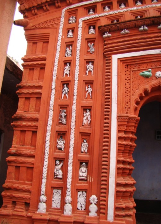 Stucco work on Lakshmi Narayan temple
