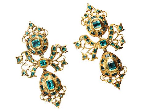 Very Scarce: Antique Emerald Earrings of the Iberian Peninsula