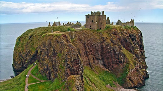 The Dunnottar Castle in Scotland bears a striking resemblance to the castle in my dream