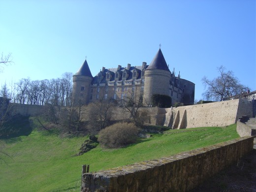 Rochechouart castle is just ten minutes away from Les Trois Chenes