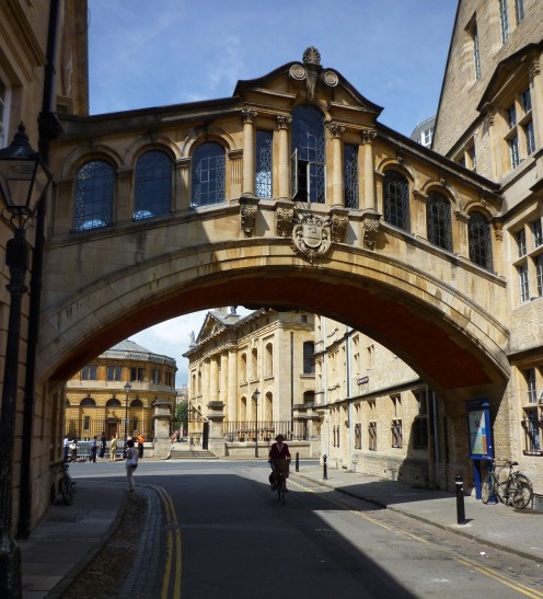 Oxford: the Bridge of Sighs at Hertford College passes over New College Lane.
