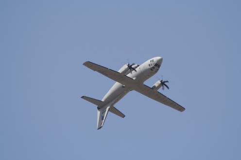 C-47 'SPARTAN' IN LOOP ABOVE THE CROWD... UNBELIEVABLE