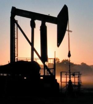 Crude Oil Market Faces Intervention and Political Risks