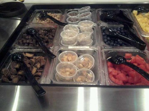 Fresh fruits and toppings