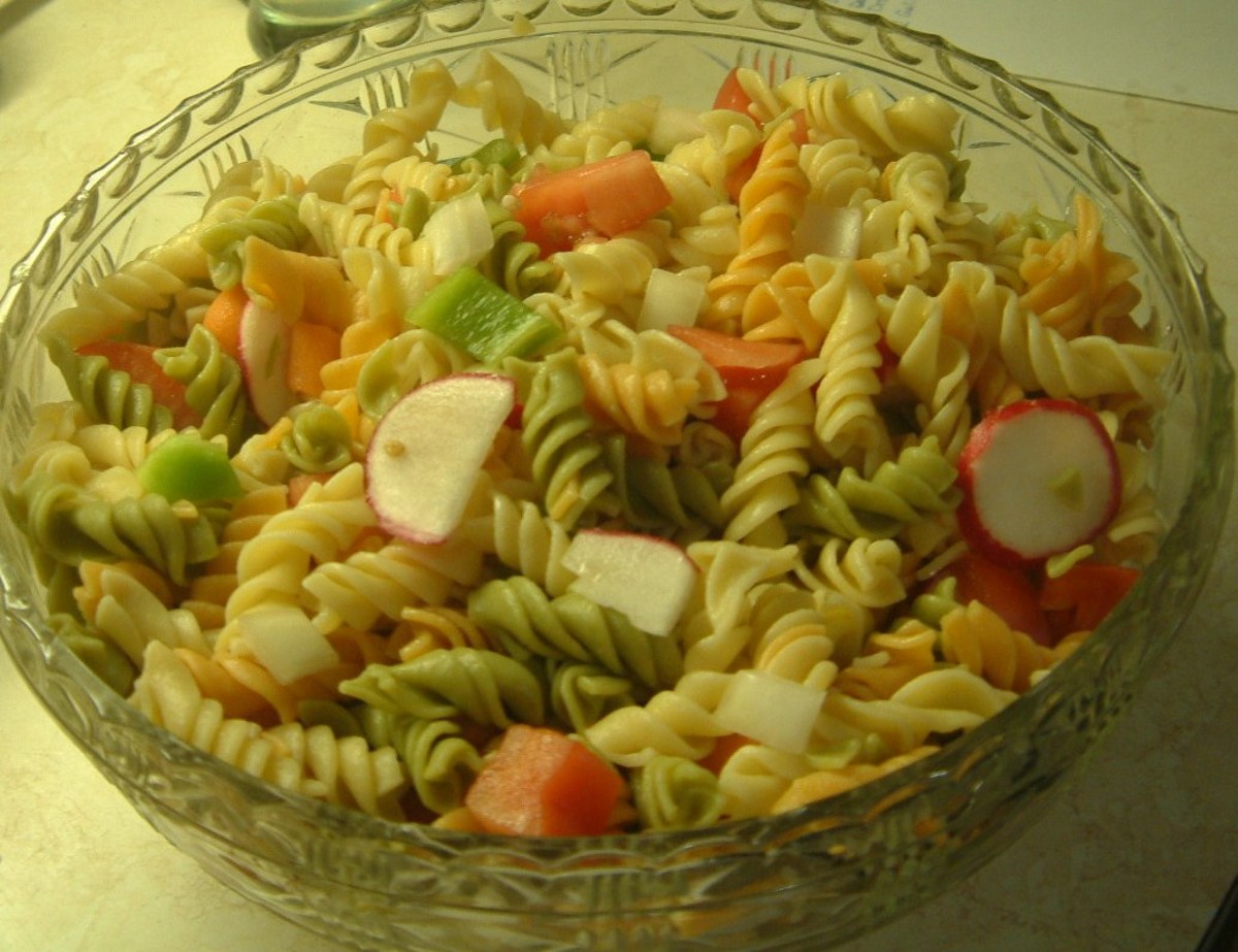 Vegetable Rotini Pasta Salad With Garlic Recipe