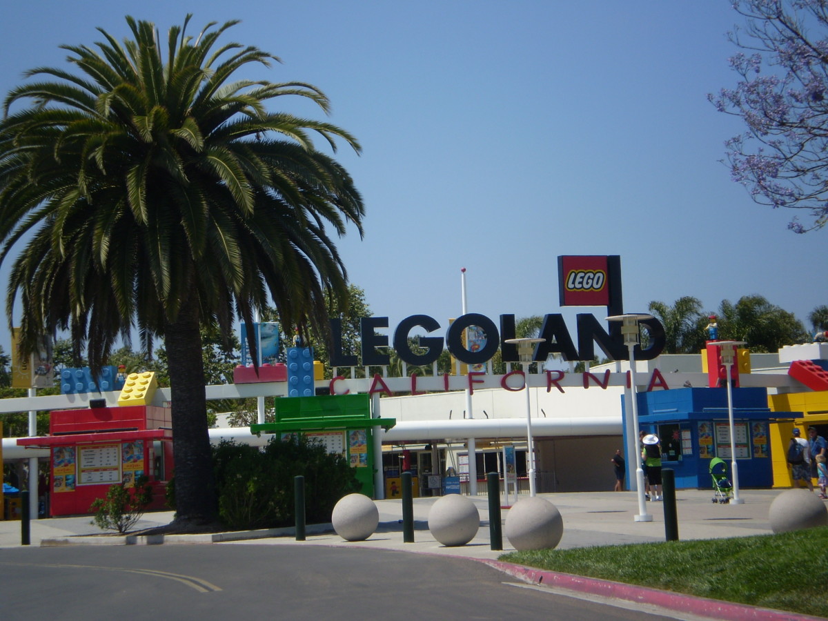 Legoland California entrance