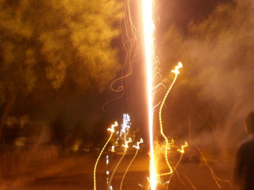 4 OF JULY FIRE WORKS AT ITS BEST KODAK 1# FOR MY FAMILY WE LOVE IT YOU WILL TOO!  