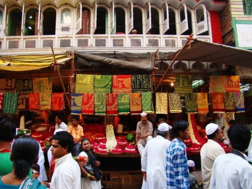 Shops offering CHADAR-s to the devotees to buy