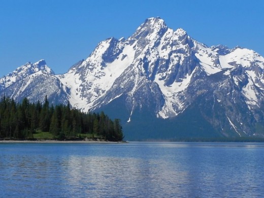 Grand Teton's From Coulter Bay 2011