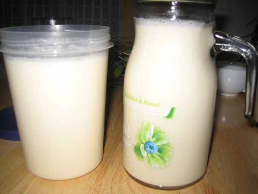 Homemade soymilk (One cup of dried soybeans yields about this much soymilk).  