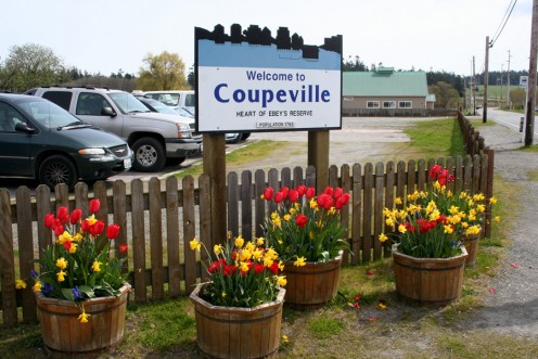 Welcome to Coupeville sign at Tyee Restaurant