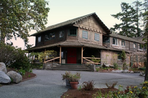 Captain Whidbey Inn
