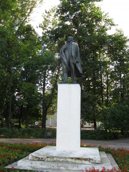 Statute of Vladimir Lenin in park across Volkhov River from Kremlin in Veliky Novgorod, Russia.
