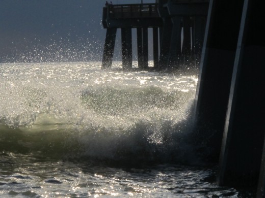Waves crashing on the Pier