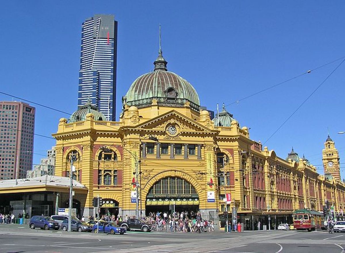 places to visit near melbourne by train