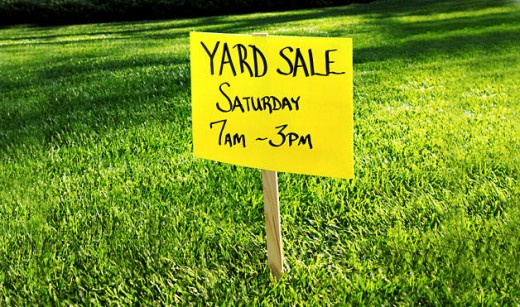 The ubiquitous American yard sale sign
