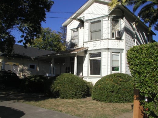 Another view of the house...I used to mow this lawn and trim the hedge / bushes in front