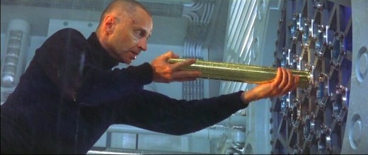 Robert Carlyle
