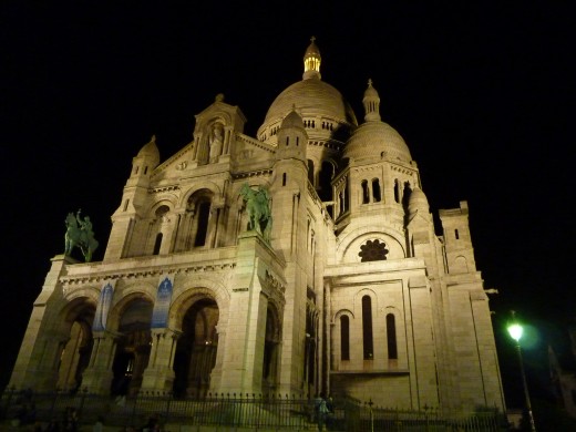 The Sacr-Coeur at night