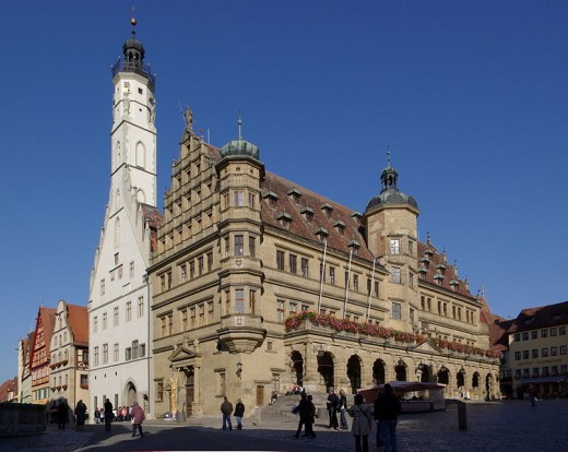 The Rathaus (Town Hall) and the Marktplaz ( the Main Square and market place)