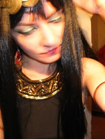 Cleopatra was beautiful and bold...now is your turn to look like her this Halloween.