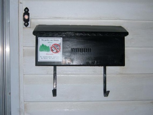 Recycle old, unattractive mail boxes into beautiful crafts for kids.