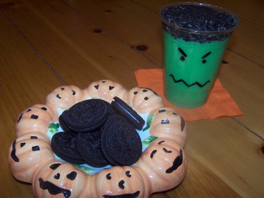 Enjoy Halloween Monster Pudding Cups!